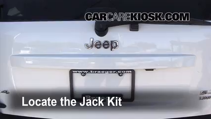 2005 Jeep Grand Cherokee Limited 5.7L V8 Tires & Wheels Change a Flat Tire